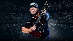 Image of Luke Combs w/ Treaty Oak Revival